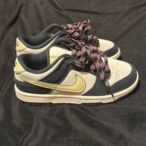 Cream and black nike dunks